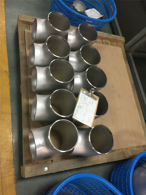 不锈钢三通(tong)